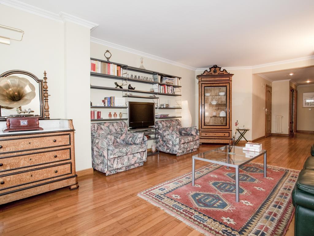 Emyrent I Ondarreta Apartamento San Sebastián Quarto foto