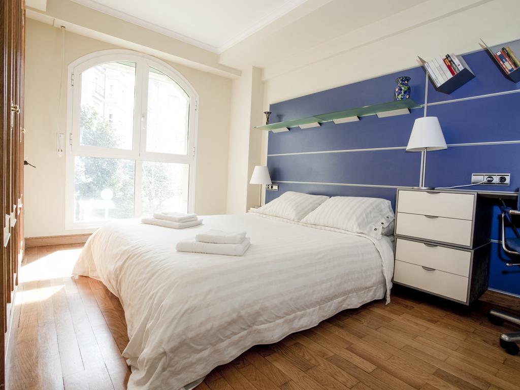 Emyrent I Ondarreta Apartamento San Sebastián Quarto foto